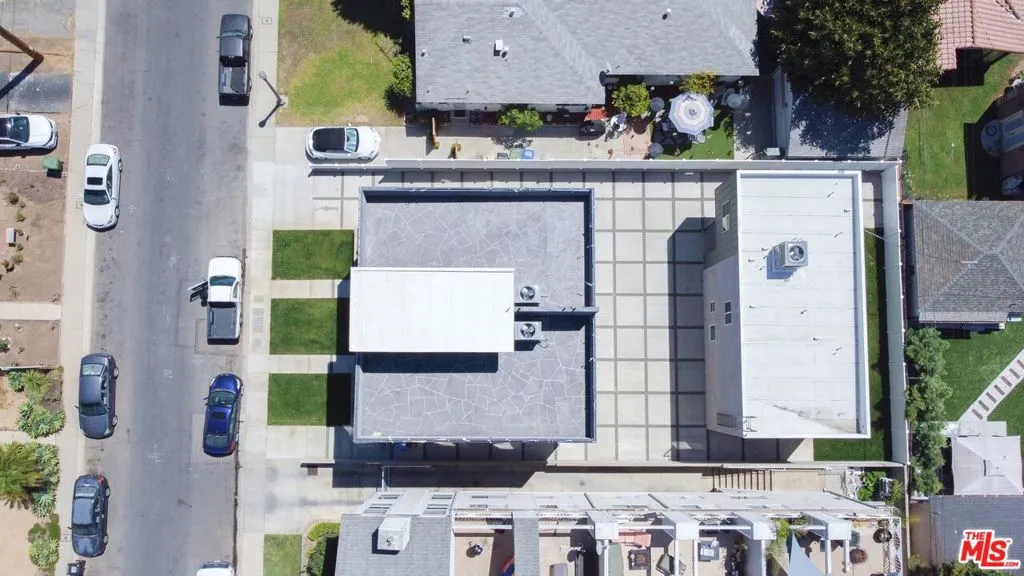 6754 W 86th Place, Los Angeles, California 90045 home-pic-23